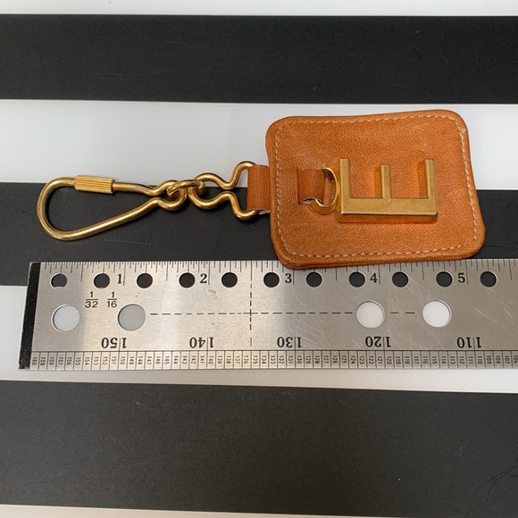 Vintage Leather Keychain - Picture 3 of 3